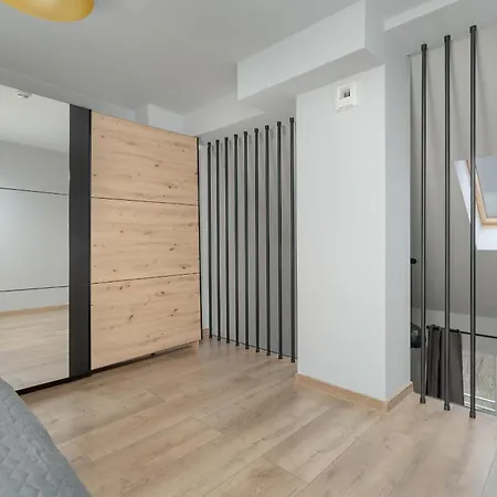 Apartment Apartament W Stylu Loft Antresola & Balkon By Renters