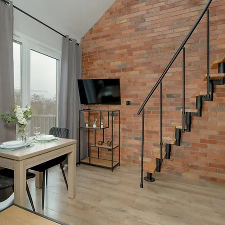 Apartament W Stylu Loft Antresola & Balkon By Renters Apartment Poznan