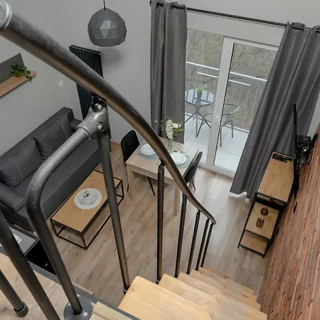 Apartament W Stylu Loft Antresola & Balkon By Renters Apartmán Poznaň