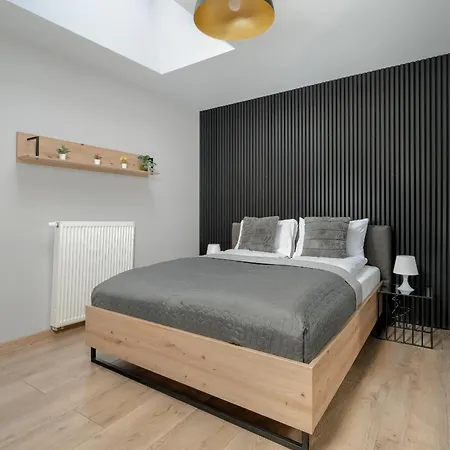 Apartament W Stylu Loft Antresola & Balkon By Renters Poznaň